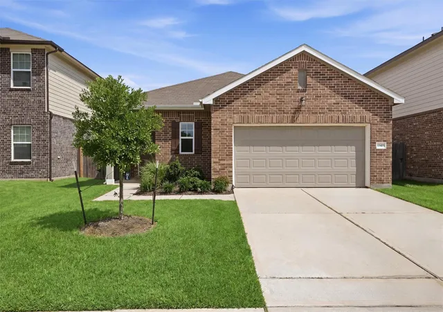 Photo 1 of Single family home for sale at 13415 Wembley Hts Dr, Houston, TX 77049 | MLS# 37969577 | Listing updated on 2026-04-21