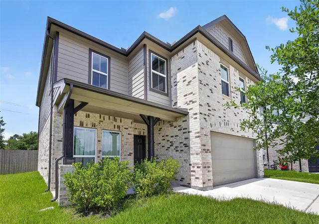 Photo 3 of Single family home for sale at 15506 S Fall Fern Cir, Houston, TX 77044 | MLS# 55624577 | Listing updated on 2026-07-04