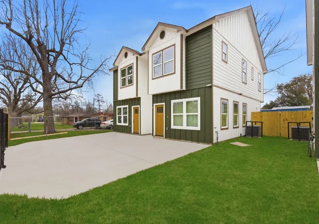 2nd image of 8408 Darien St #A/B, Houston, TX 77028 | MLS# 19917876