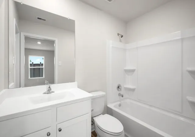 2nd image of 15871 Berry Hill Dr, Conroe, TX 77303 | MLS# 96248637