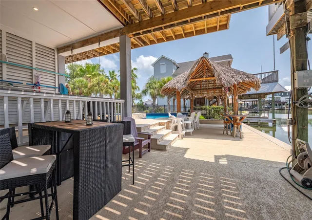 Photo 3 of Single family home for sale at 1331 Coral Wy, Tiki Island, TX 77554 | MLS# 91981345 | Listing updated on 2026-09-12