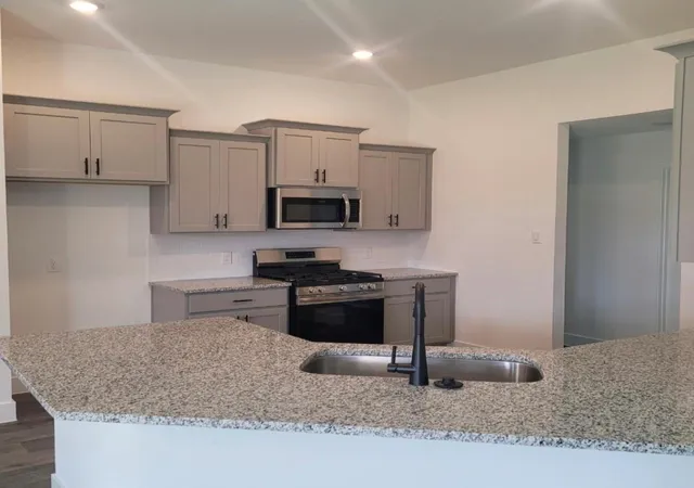 3rd image of 4317 Leslies Way, Dickinson, TX 77539 | MLS# 20283494