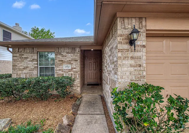 2nd image of 19510 Tahoka Springs Dr, Katy, TX 77449 | MLS# 40648890