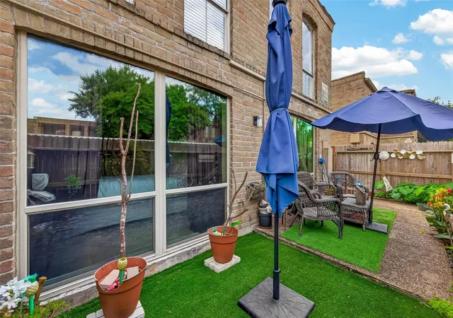 3rd image of 4649 Wild Indigo St, Houston, TX 77027