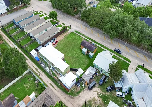Photo 3 of Land for sale at 1113 4Th St, Rosenberg, TX 77471 | MLS# 11486286 | Listing updated on 2026-10-03