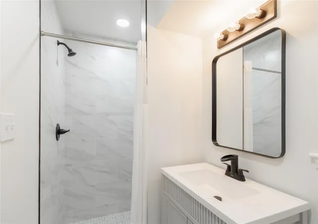 Photo 3 of Single family home for sale at 8702 Landwood Dr, Houston, TX 77040 | MLS# 75485714 | Listing updated on 2026-08-21