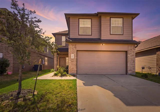 Single family home for sale at 17622 Holroyd Rd, Humble, TX 77346 | MLS# 20478757