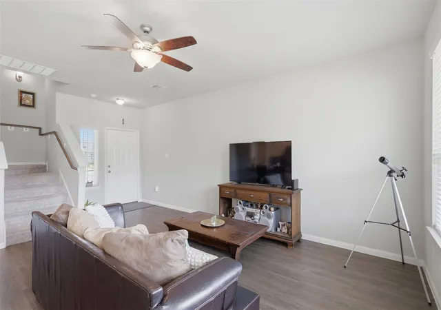 Photo 4 of Single family home for sale at 17622 Holroyd Rd, Humble, TX 77346 | MLS# 20478757 | Listing updated on 2026-08-29