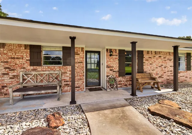Homes for sale in Kountze, TX | 4169 Leatherwood Dr, Kountze, TX 77625 | MLS# 88225587