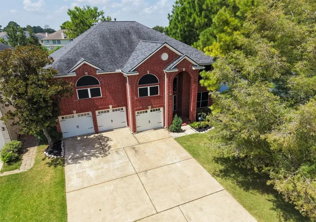 Photo 4 of Single family home for sale at 7819 Heron Lakes Dr, Houston, TX 77064 | MLS# 63577953 | Listing updated on 2026-08-19