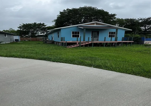 Homes for sale in Bacliff, TX | 522 Grand Ave, Bacliff, TX 77518 | MLS# 46592413
