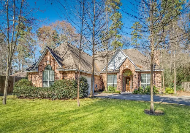Photo 2 of Single family home for sale at 2500 Centerline Rd, Conroe, TX 77384 | MLS# 62103729 | Listing updated on 2026-07-09