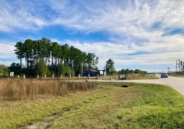 3rd image of 1280 County Road 3545, Cleveland, TX 77327 | MLS# 19481113