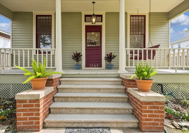 Photo 2 of Single family home for sale at 1846 Arlington St, Houston, TX 77008 | MLS# 51251304 | Listing updated on 2026-09-17