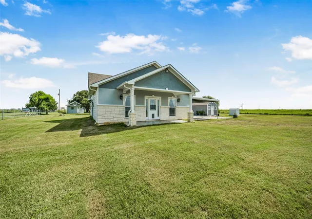 1st image of 11301 S Fm 441 Rd, Louise, TX 77455 | MLS# 9686025