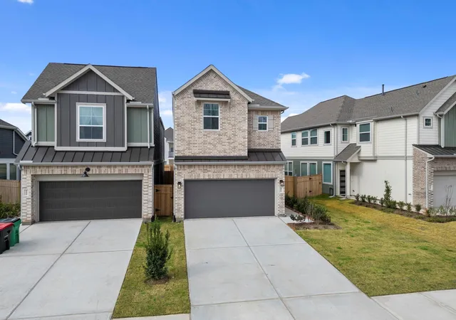 Photo 2 of Single family home for sale at 2815 Brandon Blf Bnd, Fulshear, TX 77441 | MLS# 58901658 | Listing updated on 2026-08-30