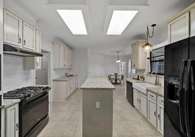 4th image of 26435 Clay Rd, Katy, TX 77493 | MLS# 14833894