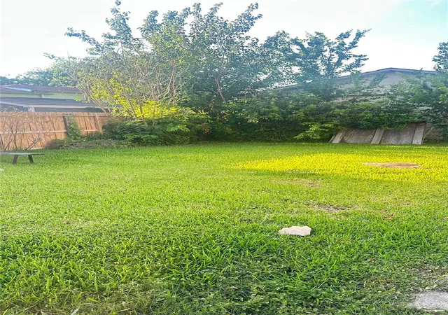 Photo 4 of Single family home for sale at 7909 Narcissus St, Houston, TX 77012 | MLS# 92434795 | Listing updated on 2026-08-04