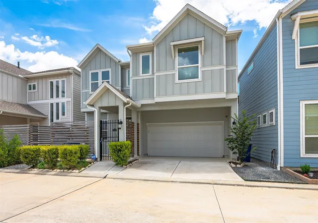 Homes for sale in Kemah, TX | 614 Sandy Bay Ln, Kemah, TX 77565 | MLS# 27962193