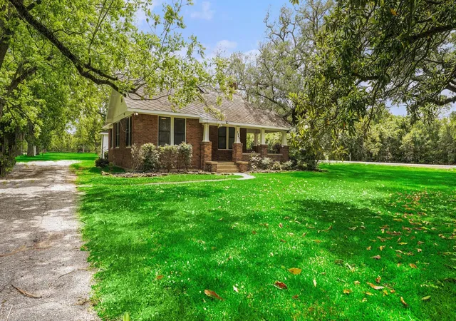 2nd image of 1902 Runneburg Rd, Crosby, TX 77532 | MLS# 10280897