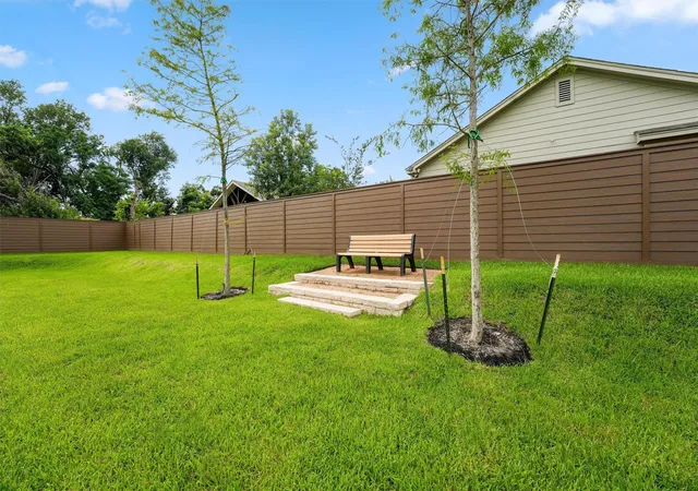 2nd image of 2110 Dewalt St, Houston, TX 77088