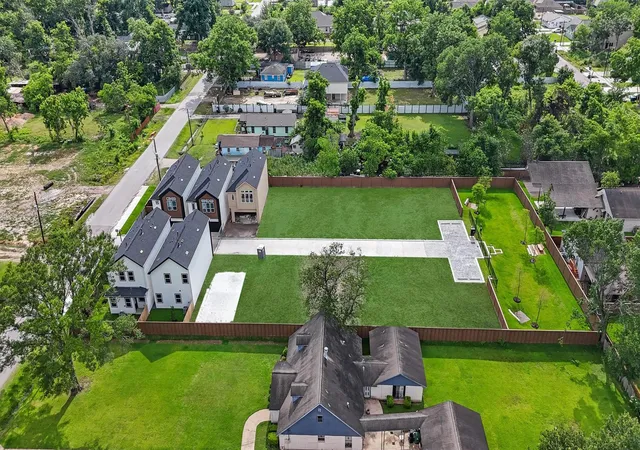 22nd image of 2110 Dewalt St #H-G, Houston, TX 77088 | MLS# 30652631