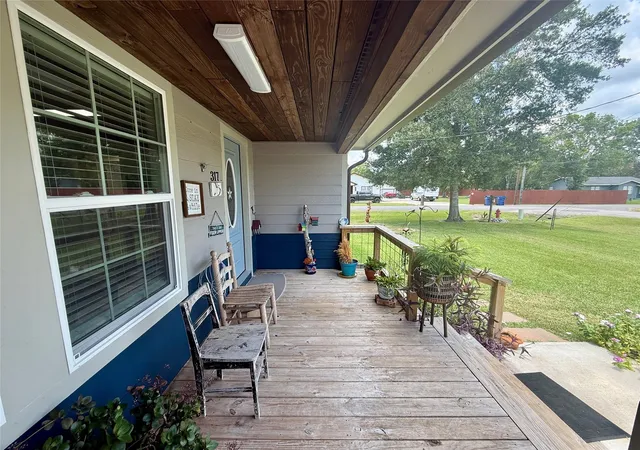 50th image of 317 Crews Way, West Columbia, TX 77486 | MLS# 25744688