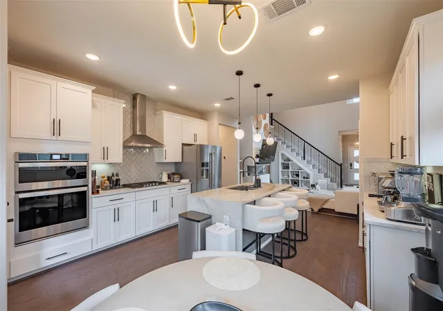 Photo 3 of Single family home for sale at 3416 Ovids Orchard Dr, Houston, TX 77025 | MLS# 58138325 | Listing updated on 2026-09-01