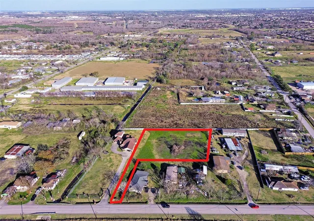 Photo 4 of Land for sale at 5410 Wade Rd, Baytown, TX 77521 | MLS# 59262411 | Listing updated on 2026-06-22