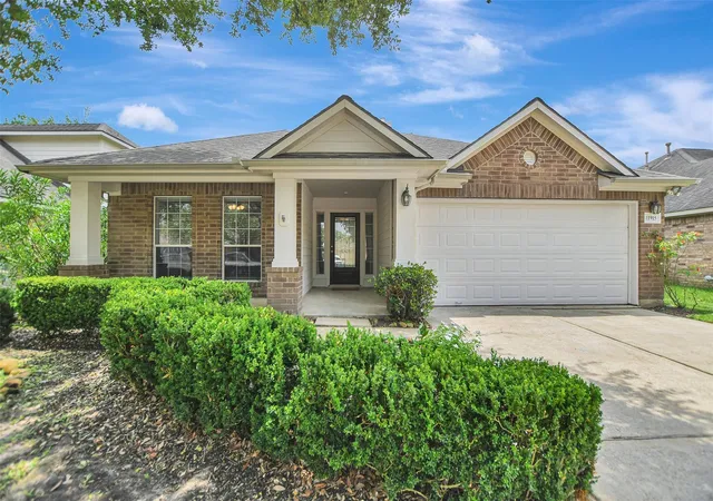 Homes for sale in Pinehurst, TX | 11915 Lois Lane Dr, Pinehurst, TX 77362 | MLS# 68427563