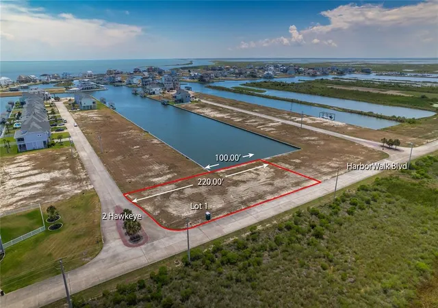 2nd image of 2 Hawkeye, Hitchcock, TX 77563 | MLS# 83383320