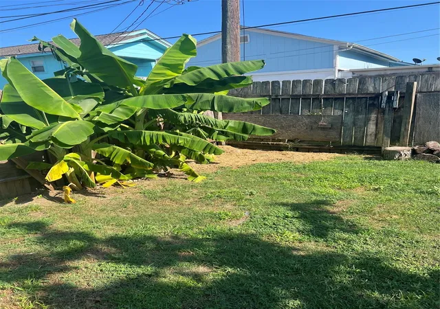 Photo 3 of Single family home for sale at 5107 Ave Q 1/2, Galveston, TX 77551 | MLS# 48897782 | Listing updated on 2026-06-22