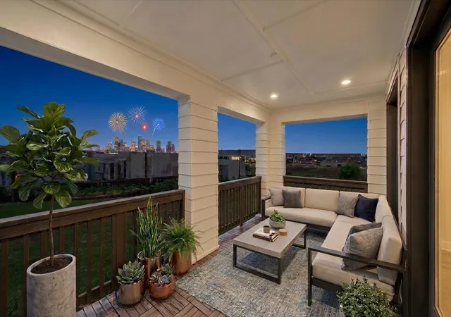 Photo 2 of Single family home for sale at 1006 Golden Nectar, Houston, TX 77008 | MLS# 48962108 | Listing updated on 2026-09-19