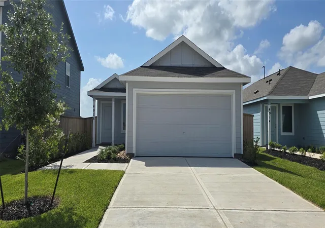 1st image of 7519 Madrid Manor, Richmond, TX 77469 | MLS# 51416893