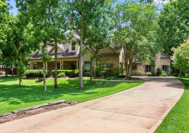 1st image of 3215 Wellspring Lake Dr, Fulshear, TX 77441 | MLS# 72807986