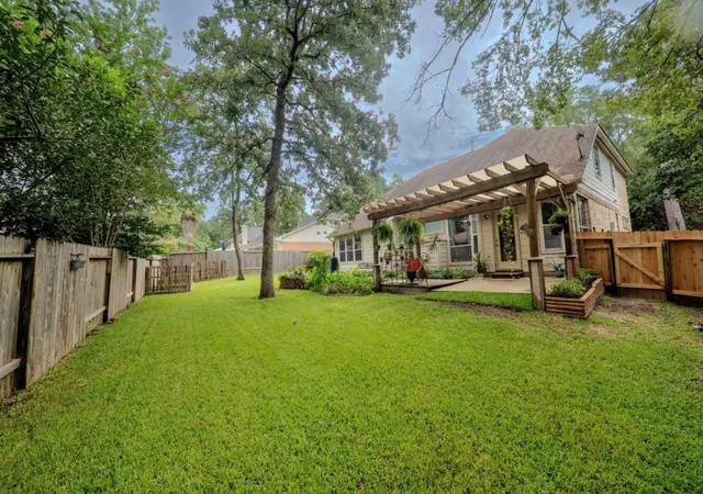 Photo 35 of Single family home for sale at 31 W Prairie Dawn Cir, Conroe, TX 77385 | MLS# 43772479 | Listing updated on 2026-09-12