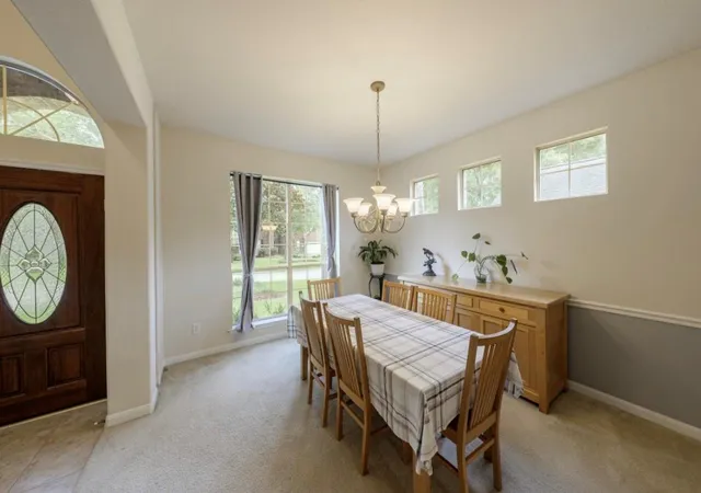 Photo 2 of Single family home for sale at 31 W Prairie Dawn Cir, Conroe, TX 77385 | MLS# 43772479 | Listing updated on 2026-09-12