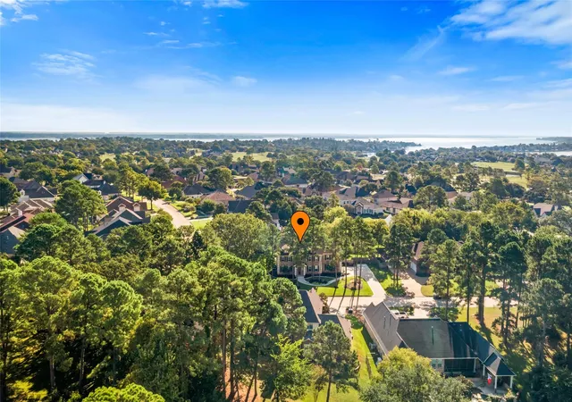 Photo 3 of Single family home for sale at 172 Bent Tree Ln, Montgomery, TX 77356 | MLS# 31691387 | Listing updated on 2026-09-04