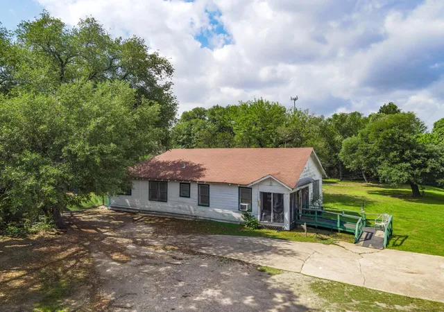 9th image of 3715 High St, Bryan, TX 77808 | MLS# 12593760