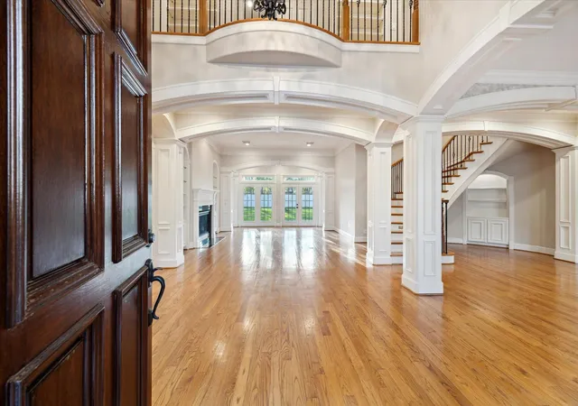 4th image of 15 Enchanted Woods Dr, Kingwood, TX 77339 | MLS# 80843001