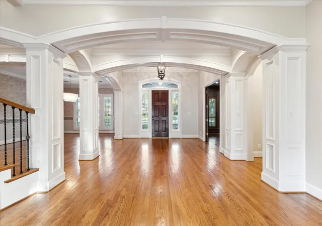 5th image of 15 Enchanted Woods Dr, Kingwood, TX 77339 | MLS# 80843001