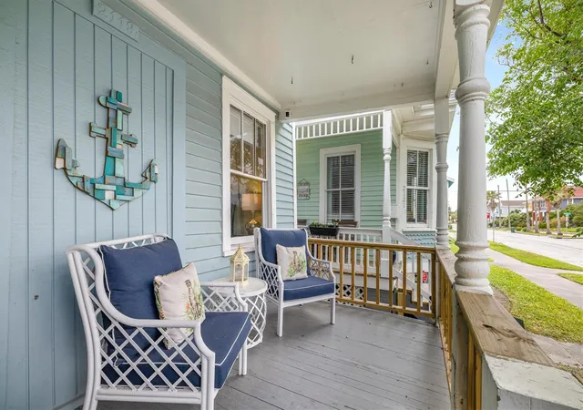 Photo 3 of Single family home for sale at 2119 Ave P, Galveston, TX 77550 | MLS# 10809297 | Listing updated on 2026-05-04