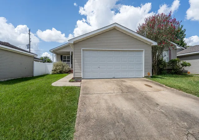 Photo 3 of Single family home for sale at 21107 Sweet Blossom Ln, Tomball, TX 77375 | MLS# 45072268 | Listing updated on 2026-09-22