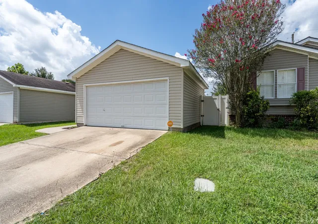 Photo 3 of Single family home for sale at 21107 Sweet Blossom Ln, Tomball, TX 77375 | MLS# 45072268 | Listing updated on 2026-09-22