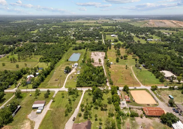 20th image of 1403 Algoa Friendswood Rd, Alvin, TX 77511 | MLS# 28290440