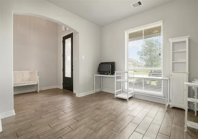 Photo 3 of Single family home for sale at 2409 Lake Mist Dr, La Marque, TX 77568 | MLS# 78527599 | Listing updated on 2026-09-10