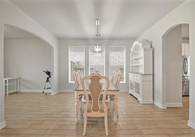 Photo 4 of Single family home for sale at 2409 Lake Mist Dr, La Marque, TX 77568 | MLS# 78527599 | Listing updated on 2026-09-10