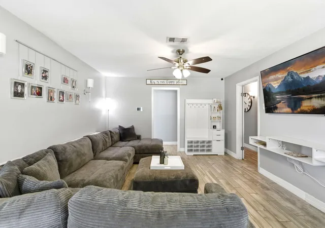 Photo 4 of Single family home for sale at 2405 Hillshire Dr, Deer Park, TX 77536 | MLS# 25989323 | Listing updated on 2026-08-20
