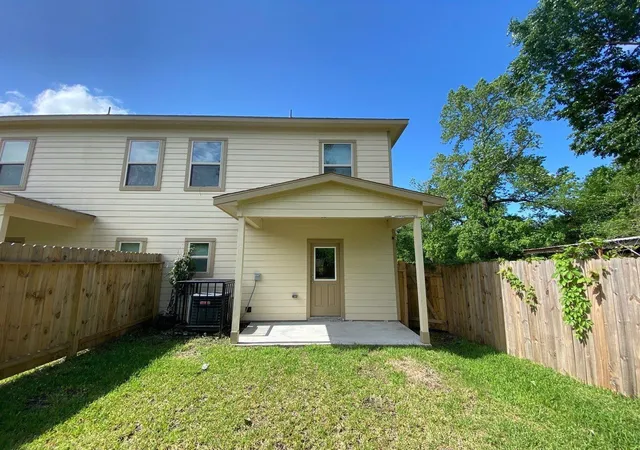 14th image of 8149 Homewood Ln, Houston, TX 77028 | MLS# 7425009