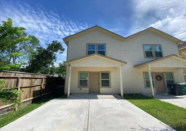 1st image of 8149 Homewood Ln, Houston, TX 77028 | MLS# 7425009
